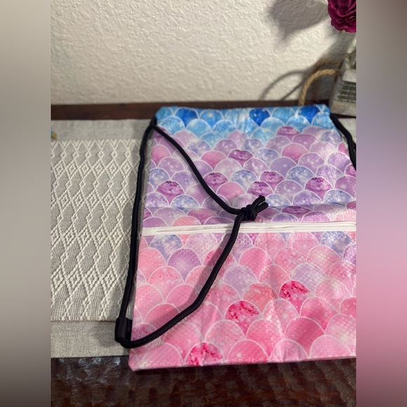 Drawstring Backpack Beach Swim Bag for Kids Draw String Mermaid Cinch Bag. - Picture 3 of 5